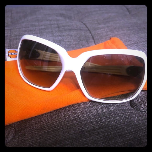 spy sunglasses dynasty